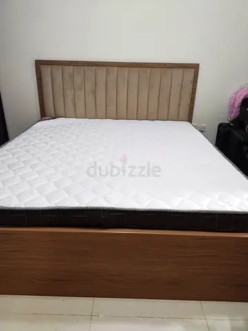 King Size Bed with Premium Mattress