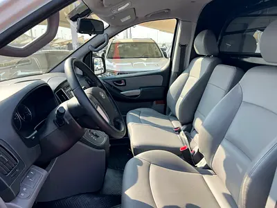 صورة 9 لـ 2021 Hyundai H1