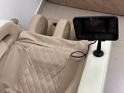 Massage Chair with Remote Control