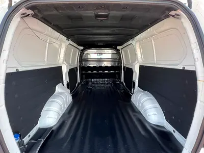 صورة 12 لـ 2021 Hyundai H1