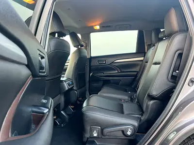 2019 Toyota HIGHLANDER 照片 15