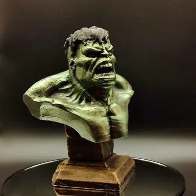 Hulk Bust Figurine