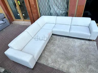 Bela___Chattlesmore Sofa