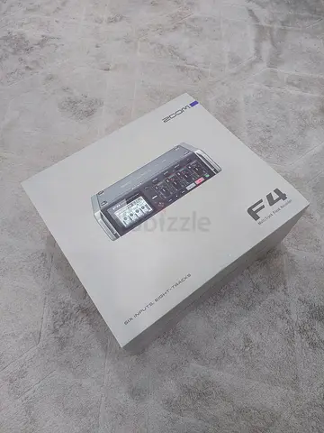 ZOOM F4 Professional Digital Audio Recorder