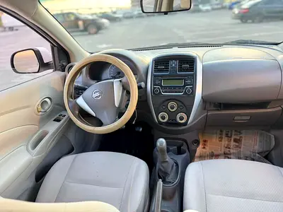 2018 Nissan SUNNY 照片 4