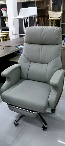 Elegant High-Back Office Chair in Soft Gray Leather