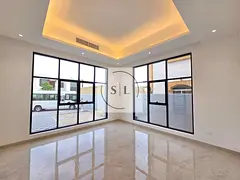 Move-in Ready Home with Fitted Kitchen and Parking