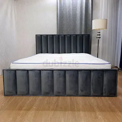Stylish Grey Upholstered Queen Size Bed