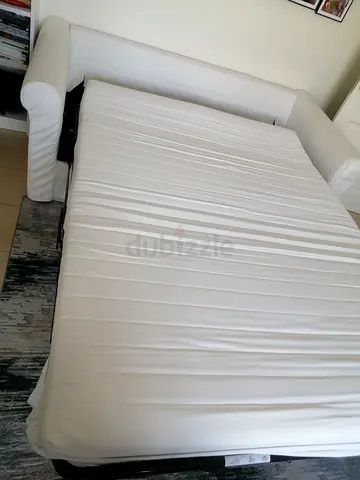 Comfortable and Versatile Sofa Bed for Sale