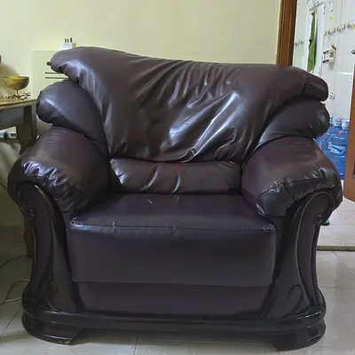 Single Leather sofa for sale