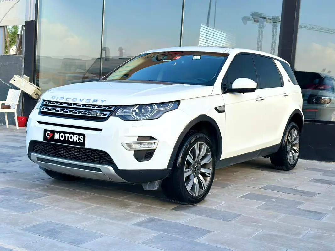 Land Rover Discovery 2018 — photo 1 of 11