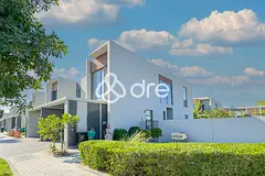 Exclusive | Ultra Luxury | Huge Corner Plot