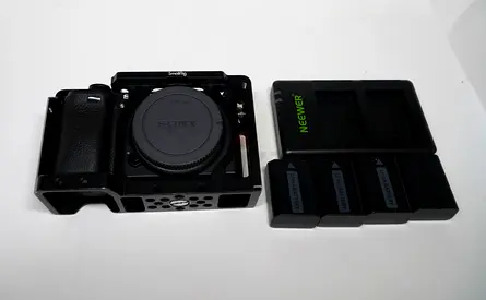 Sony A6300 4K Mirrorless Camera Body + SMALLRIG Cage + 4 Batteries with Charger Head