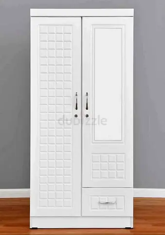 Stylish brand new 2 door cabnite with mirror
