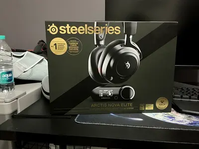 Steelseries arctic nova elite headset