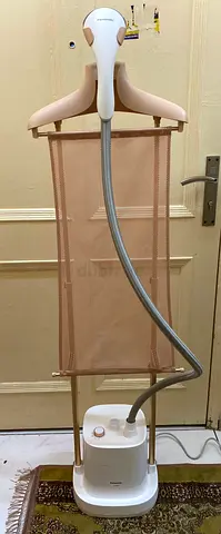 Panasonic Garment Steamer NI-GWE080 (Iron clothes in 5 sec)