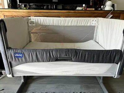 Chicco next to me crib/bassinet