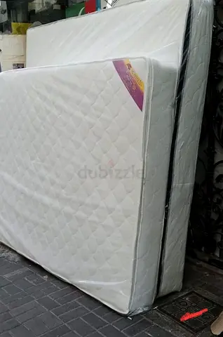 160x200cm queen size top pillow mattress.  Same day delivery available