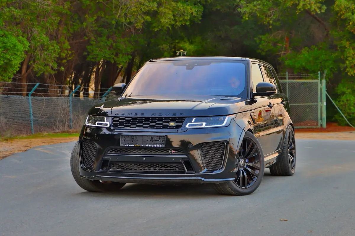 Land Rover Range Rover Sport 2017 — photo 1 of 20