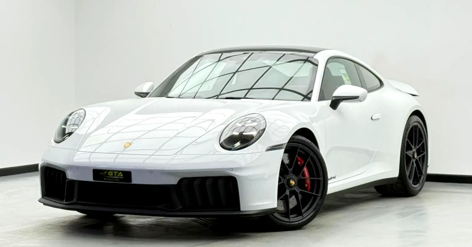Porsche 911 2026 — photo 1 of 17