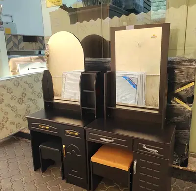 Dressing Table Selling brand new