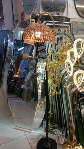 Elegant Woven Floor Lamp for Cozy Spaces