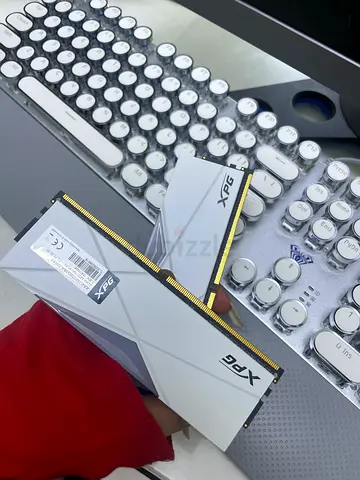 رامات سبب البيع حسبتهم 16gb طلعت 8gb