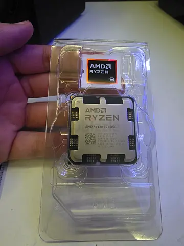 AMD Ryzen 9 7950X Processor (CPU)