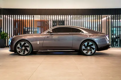 2024 ROLLS-ROYCE SPECTRE — фото 3