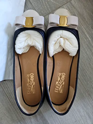 Authentic ferragamo flats for sale