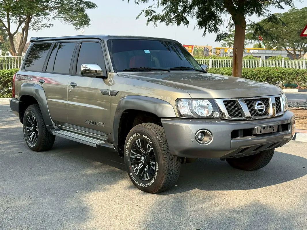 Nissan Patrol Safari 2024 — photo 1 of 15