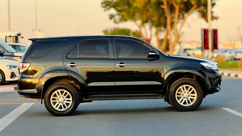 2015 Toyota FORTUNER 照片 7