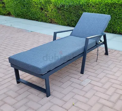 High Quality Dark Grey Aluminium Sunbed Sun Lounger with Adjustable Head Rest