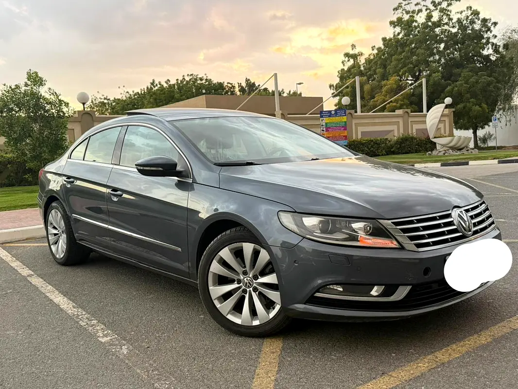 Volkswagen CC 2015 — photo 1 of 16