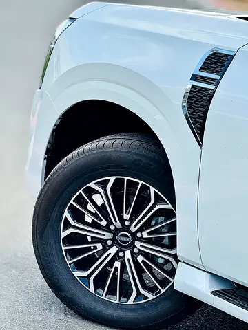 2026 Nissan PATROL 照片 3