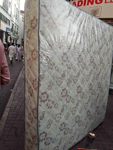 King size mattress 180x200cm. All times delivery available