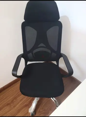 Comfortable Black Office Chair