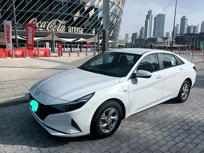 2023 - 2 keys - 1 owner - original paint - Original KM