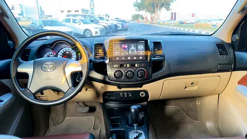 2015 Toyota FORTUNER 照片 9