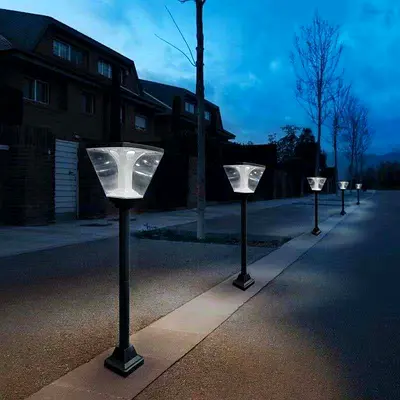 𝐎𝐮𝐫 𝐒𝐨𝐥𝐚𝐫 𝐆𝐚𝐫𝐝𝐞𝐧 𝐏𝐚𝐭𝐡𝐰𝐚𝐲 𝐋𝐢𝐠𝐡𝐭𝐬 𝐚𝐮𝐭𝐨𝐦𝐚𝐭𝐢𝐜𝐚𝐥𝐥𝐲 𝐜𝐡𝐚𝐫𝐠𝐞