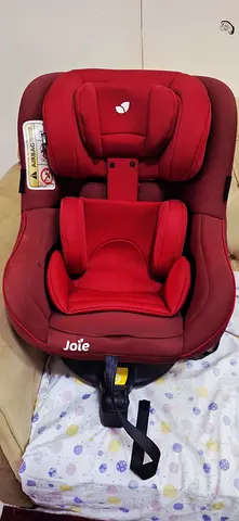 Baby car seat with safety