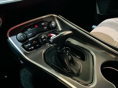 صورة 14 لـ 2022 Dodge CHALLENGER