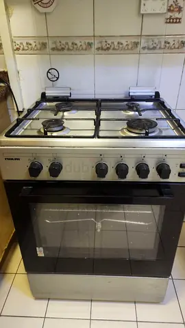 Cooking range