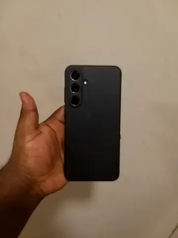 Samsung Galaxy S24 FE - Immaculate Condition