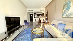 Vacant | Immaculate | Bay Square view