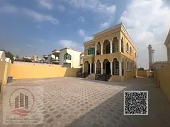 For sale: Villa in Ajman Al Rawda, 5 master bedrooms, majlis, living room, maid's room, freehold