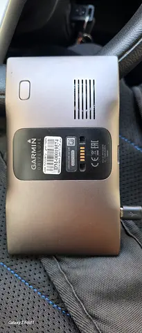 Garmin nevegator with UAe map