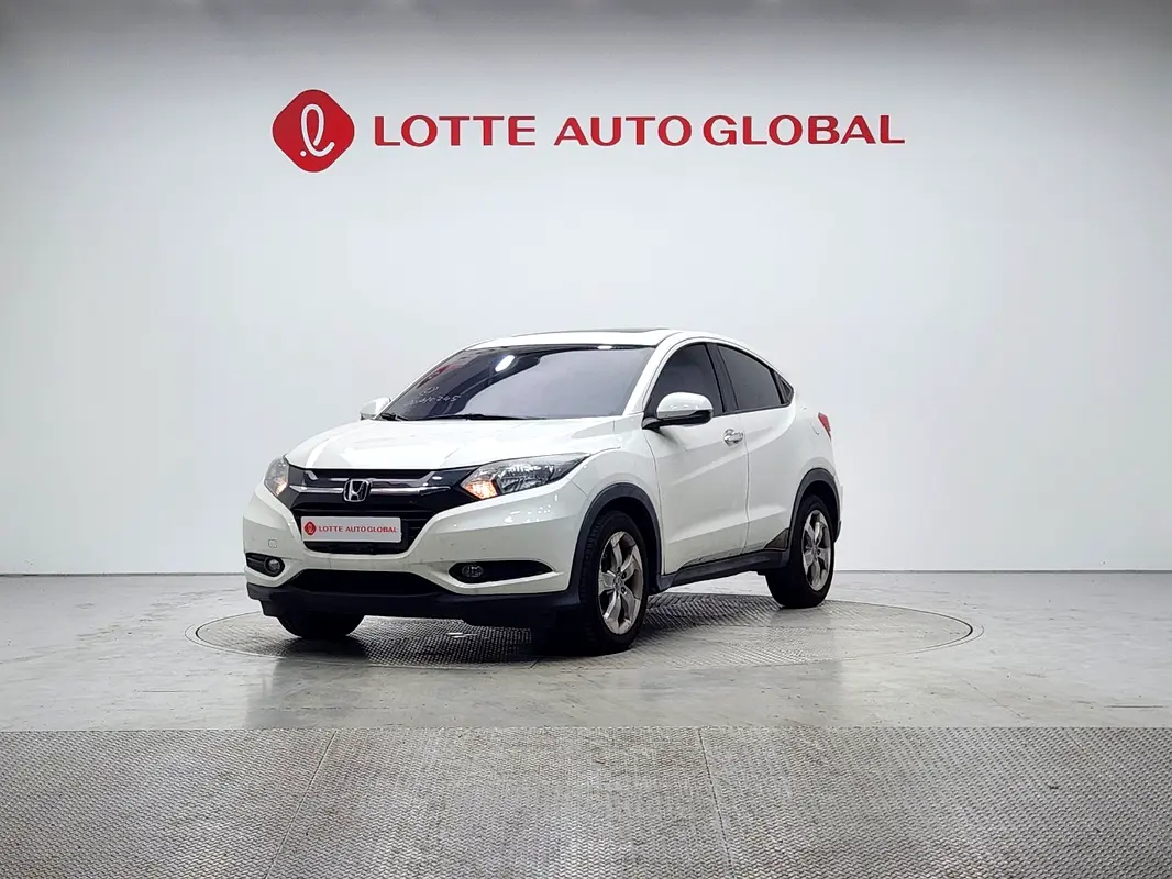 Honda HR-V 2016 — photo 1 of 20
