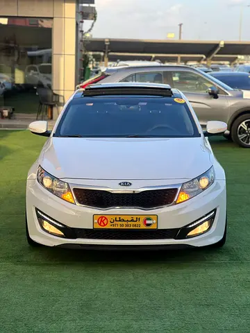 2011 KIA K5 照片 2