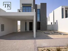 Premium Finishes |Eco Friendly| Vacant on Transfer